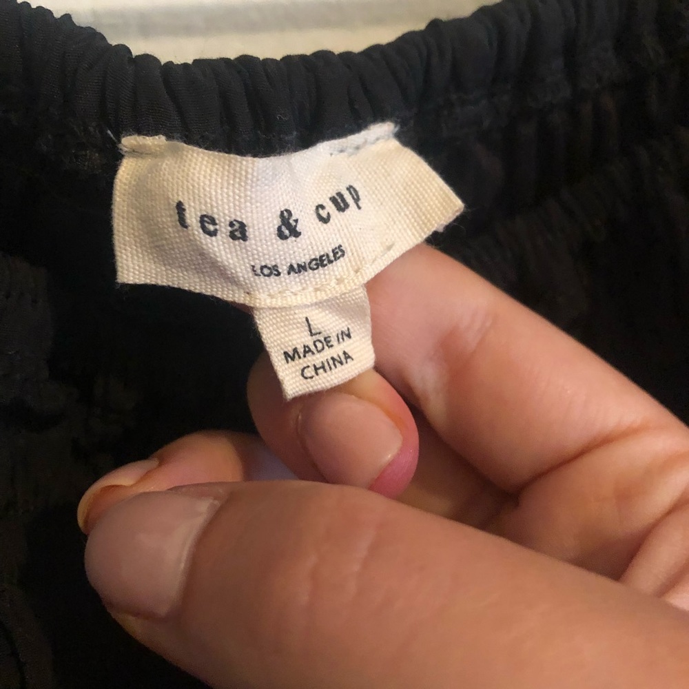 Black Ruffle Strap Smocked Waist Jumpsuit Size L - Picture 3 of 5